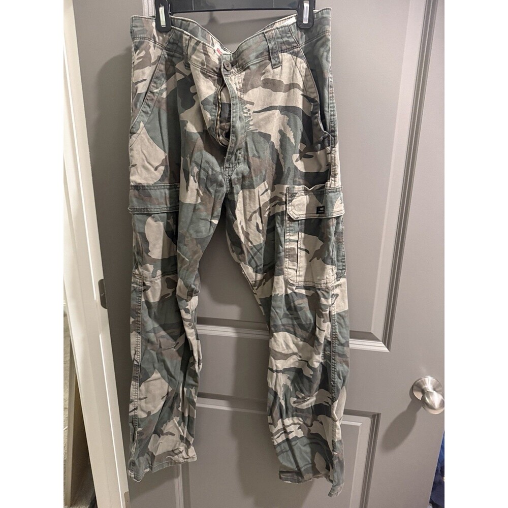 Wrangler Men's Cargo Camo Pants Woodland Pattern, Regular Taper, 34x32"